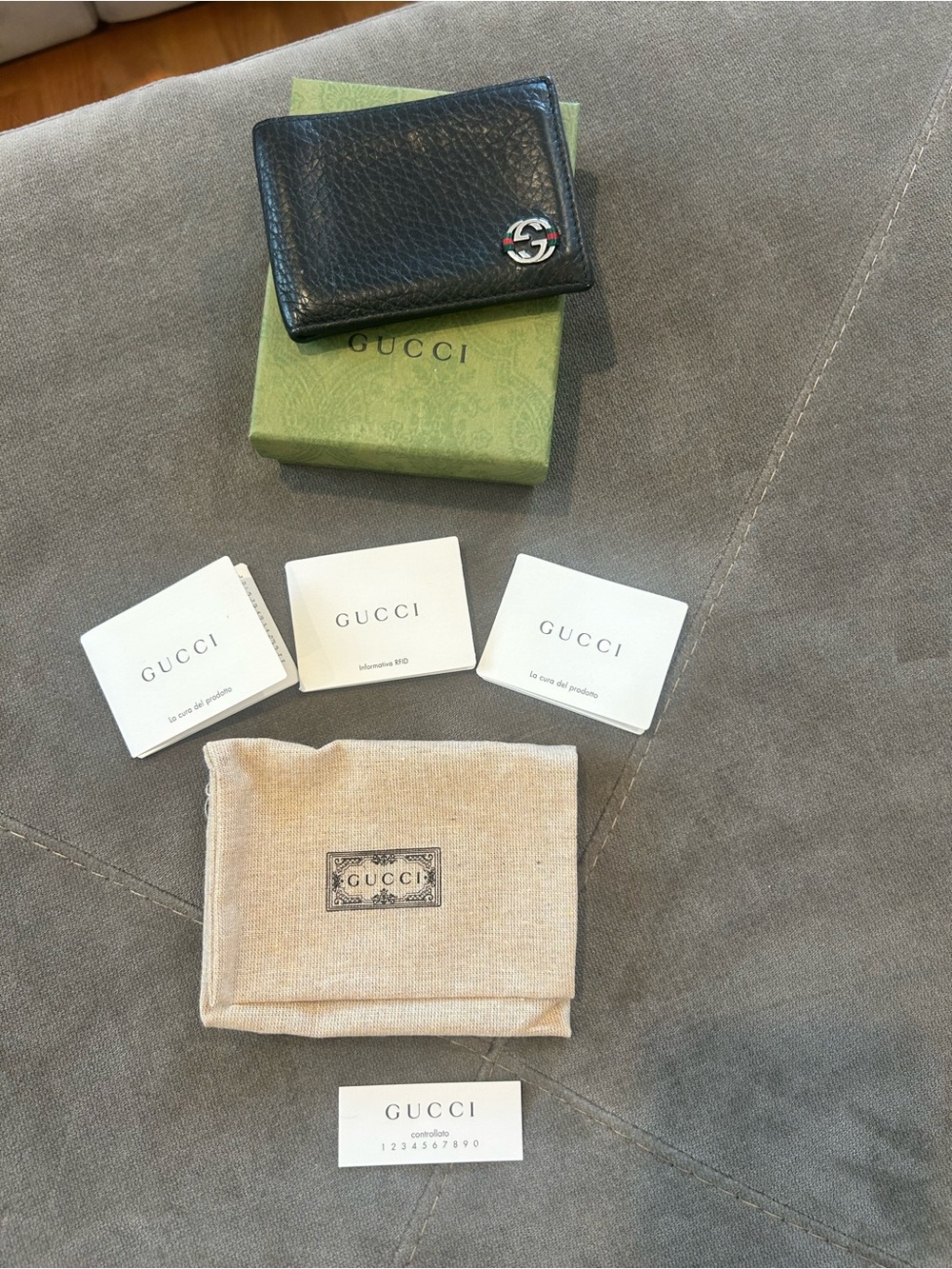 Gucci Black Pebbled Leather Bifold Wallet with Silver Double G